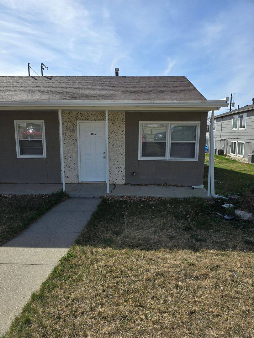 Apartment for rent at 1032 S Wisconsin Ave, Casper, WY 82609