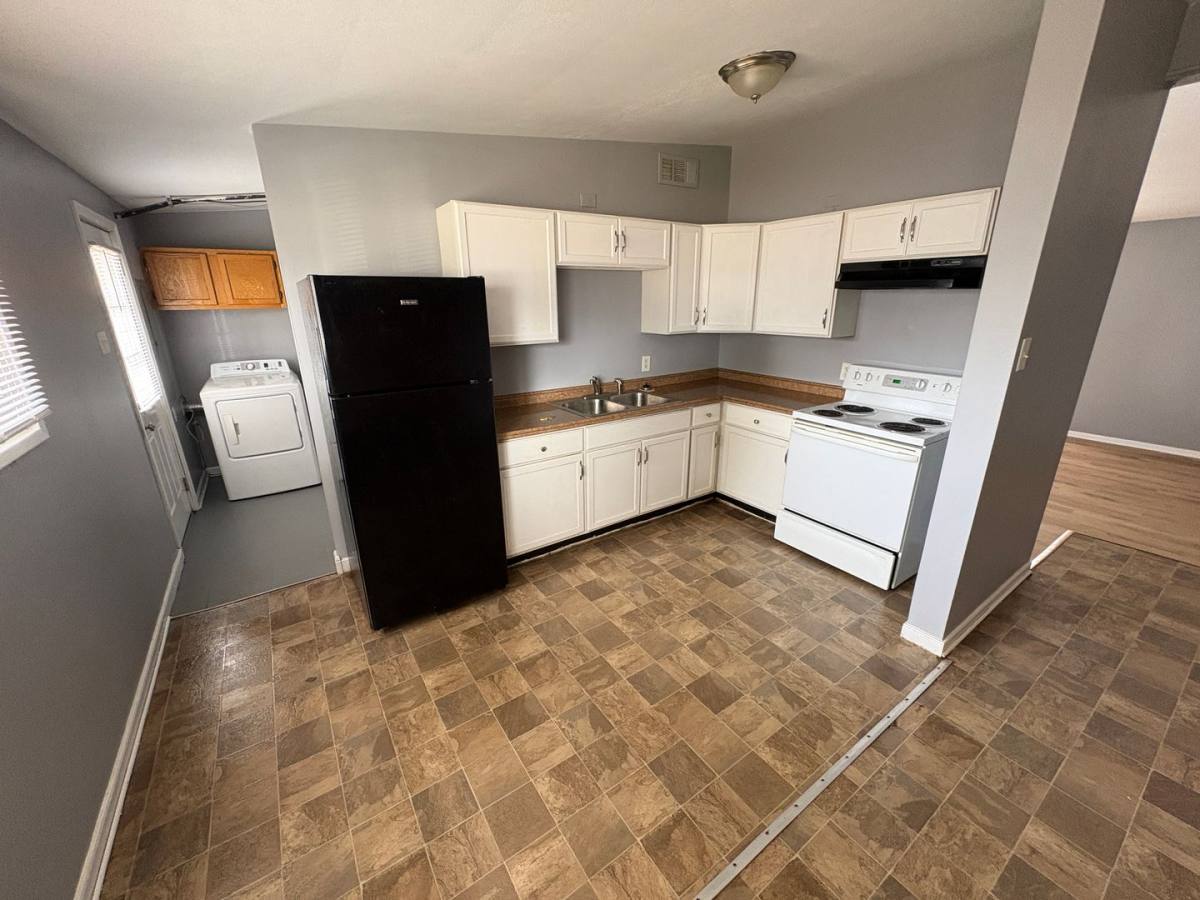 House for rent at 8437 January Ave, Saint Louis, MO 63134