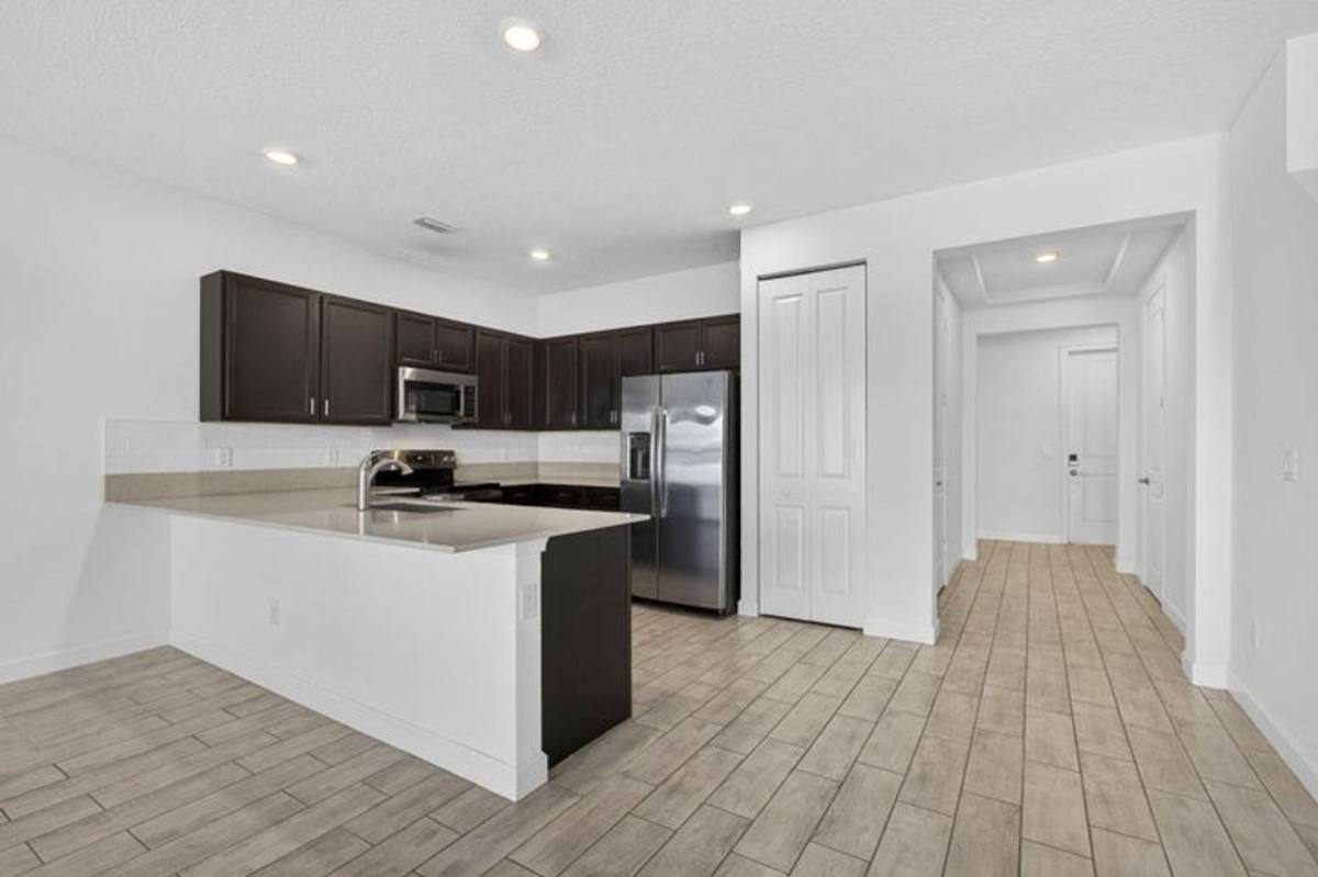 Townhouse for rent at 4408 Hemlock Dr, Palm Beach Gardens, FL 33410