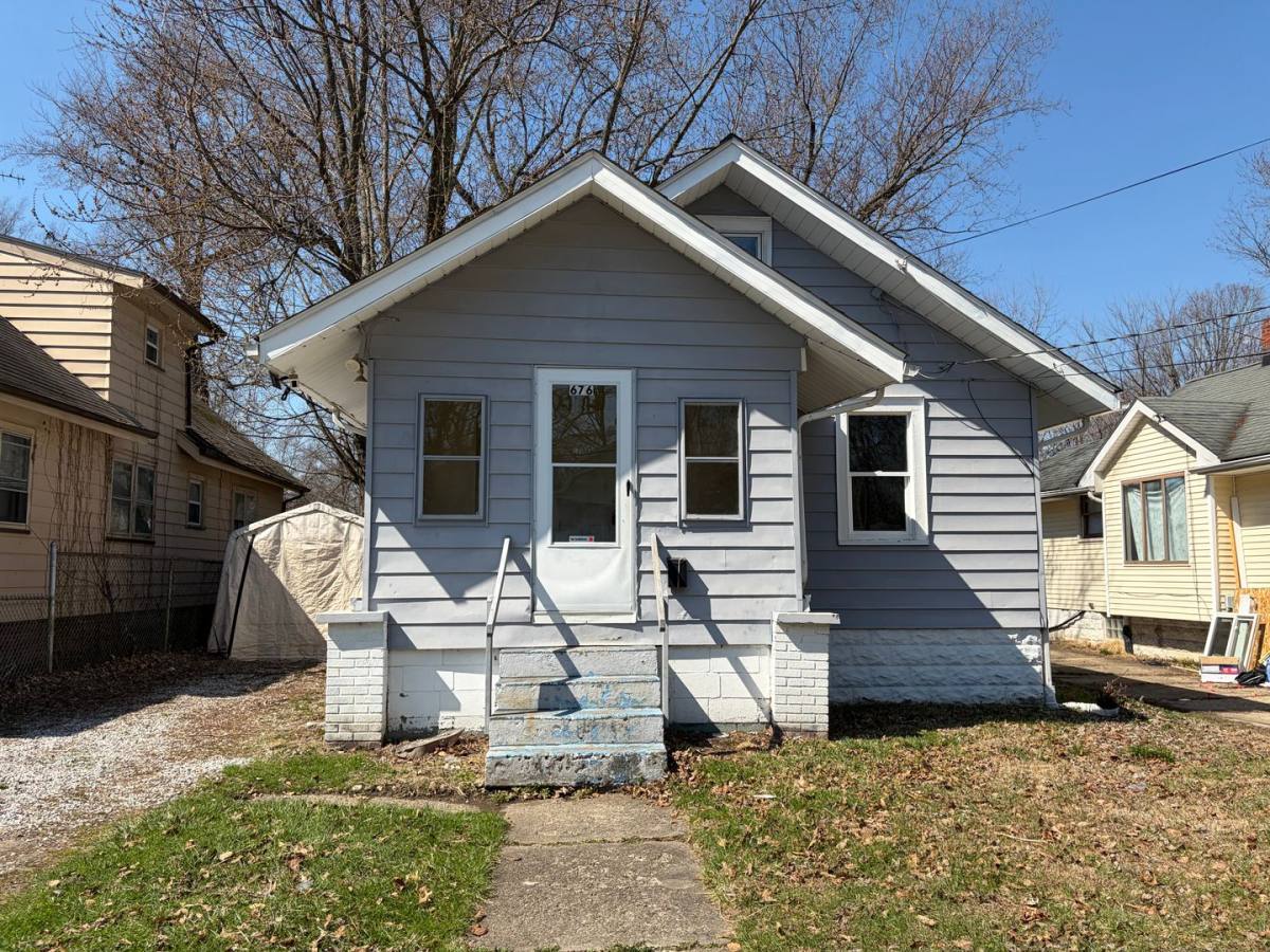House for rent at 676 Grifton Ave, Akron, OH 44305