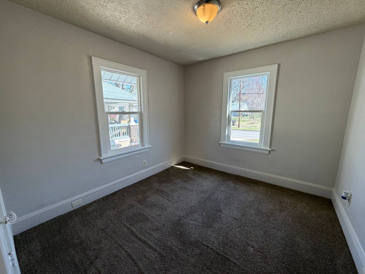 House for rent at 676 Grifton Ave, Akron, OH 44305