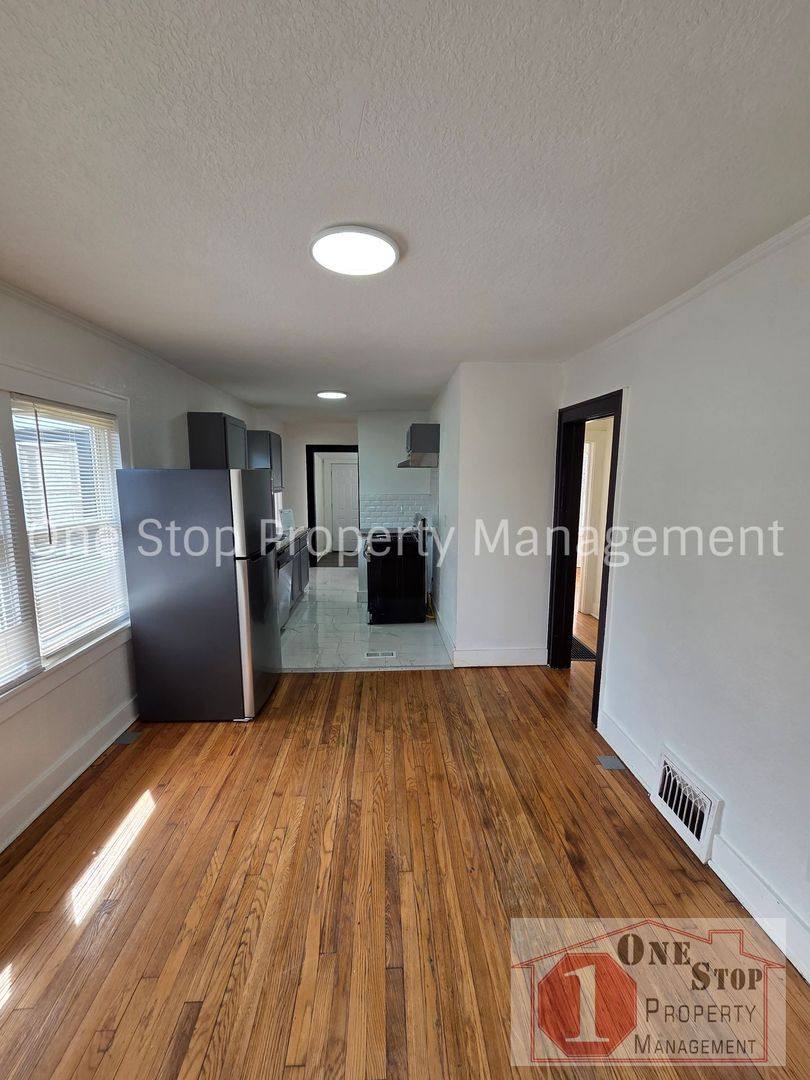 House for rent at 1813 E 85th St, Kansas City, MO 64132