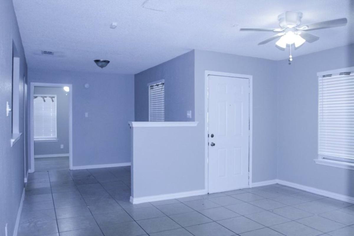 House for rent at 412 B Hollandale Circle, Arlington, TX 76010