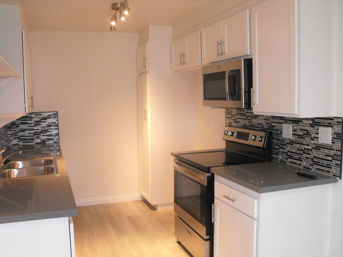 Apartment for rent at 2020 W Alameda Ave, Anaheim, CA 92801