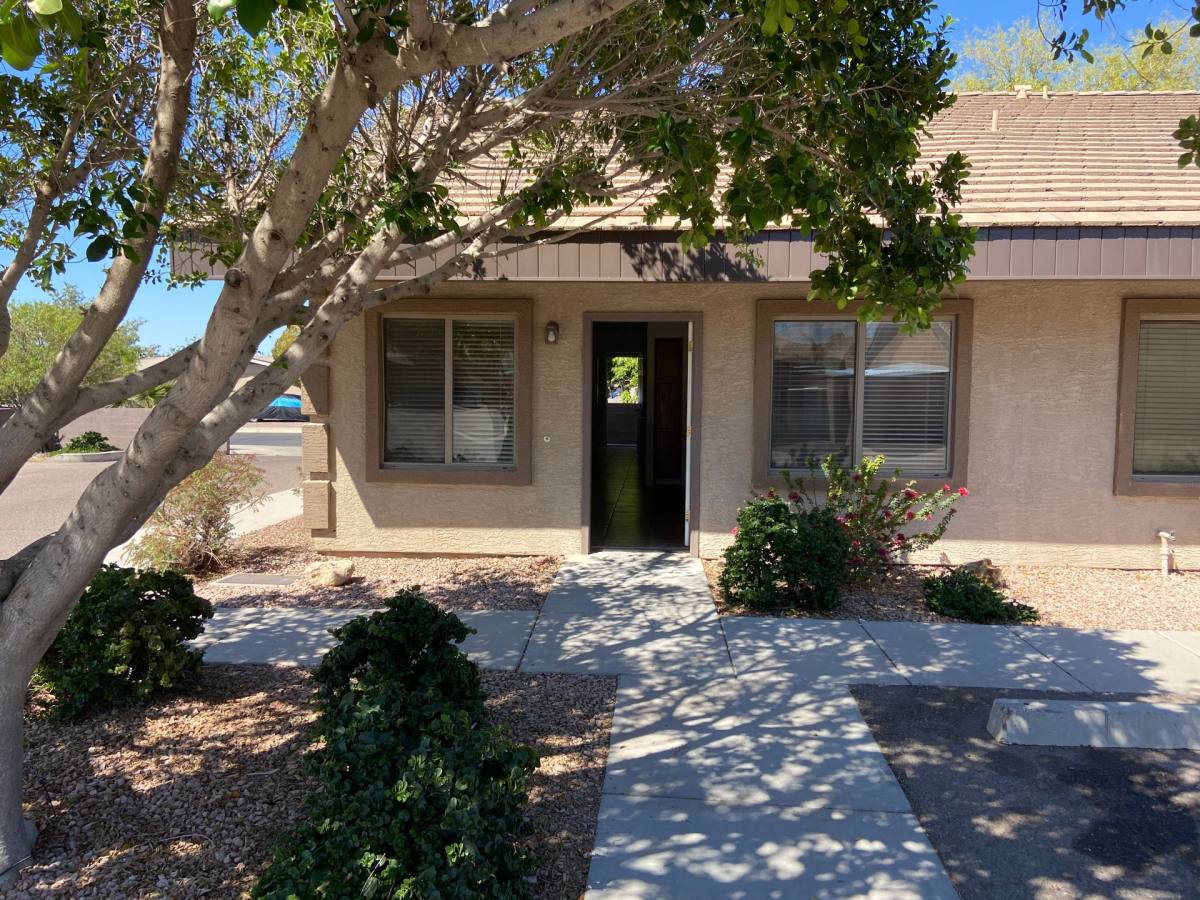 Apartment for rent at 6521 E University Dr, Mesa, AZ 85205