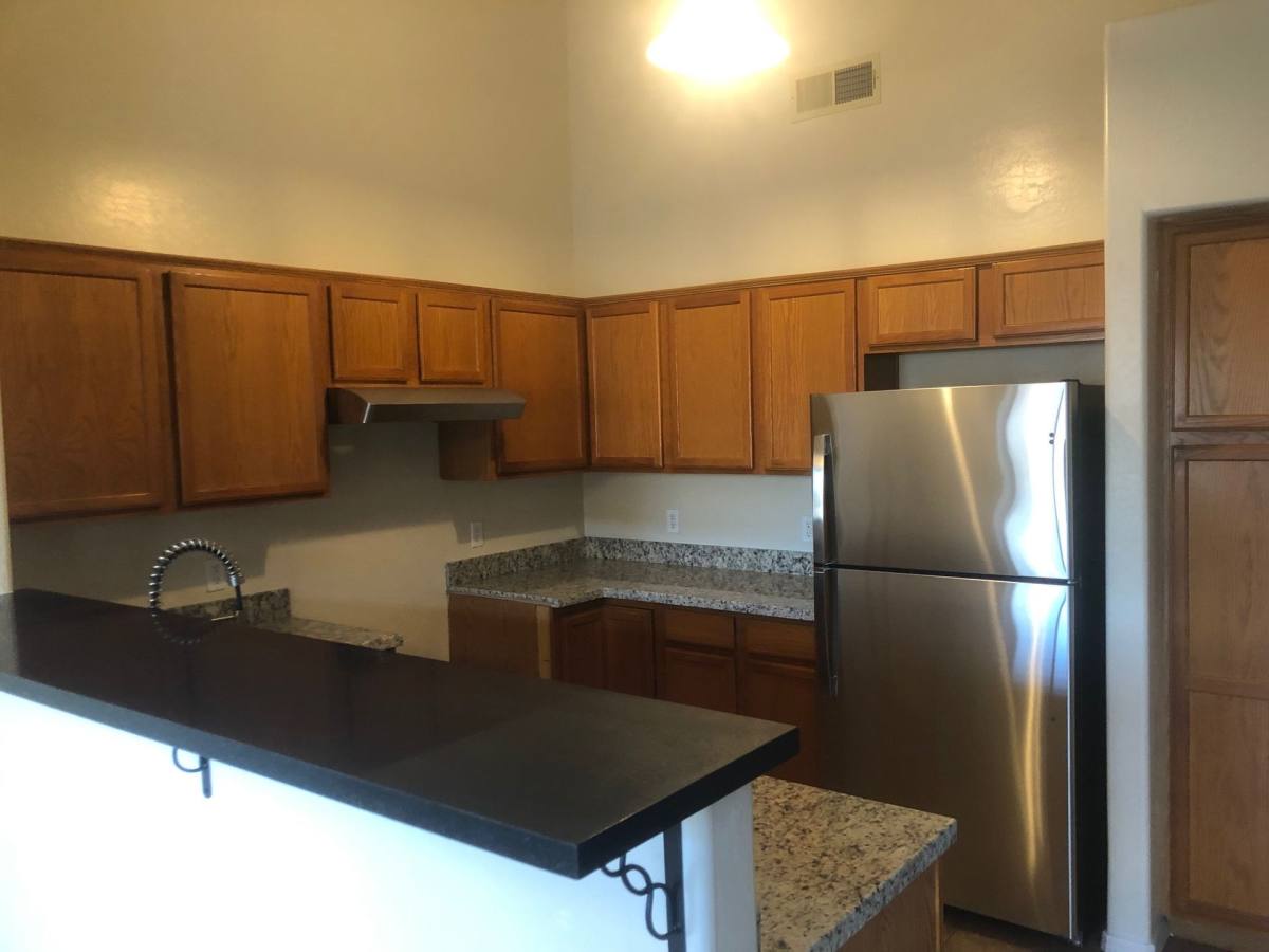 Apartment for rent at 6521 E University Dr, Mesa, AZ 85205