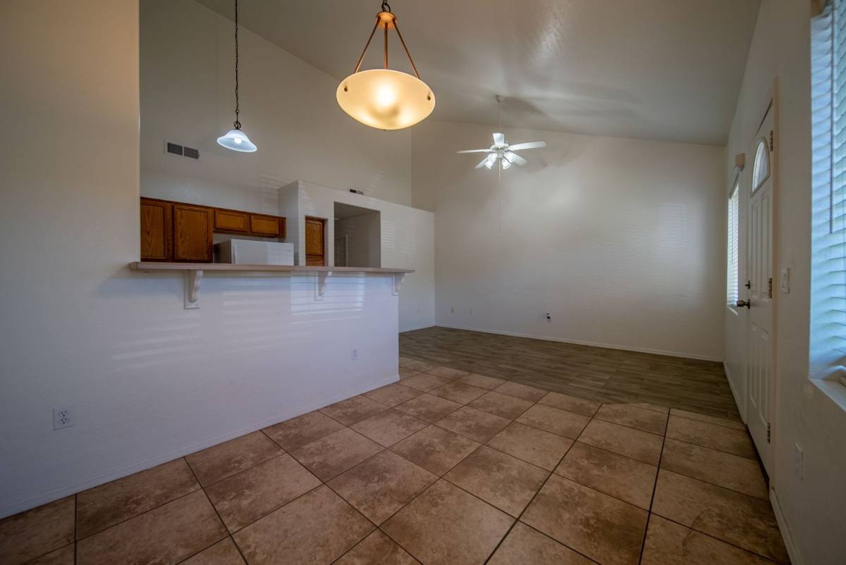 Apartment for rent at 6521 E University Dr, Mesa, AZ 85205