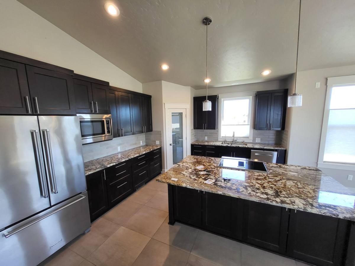 Apartment for rent at 4581 SW Zenith Point Court, Redmond, OR 97756