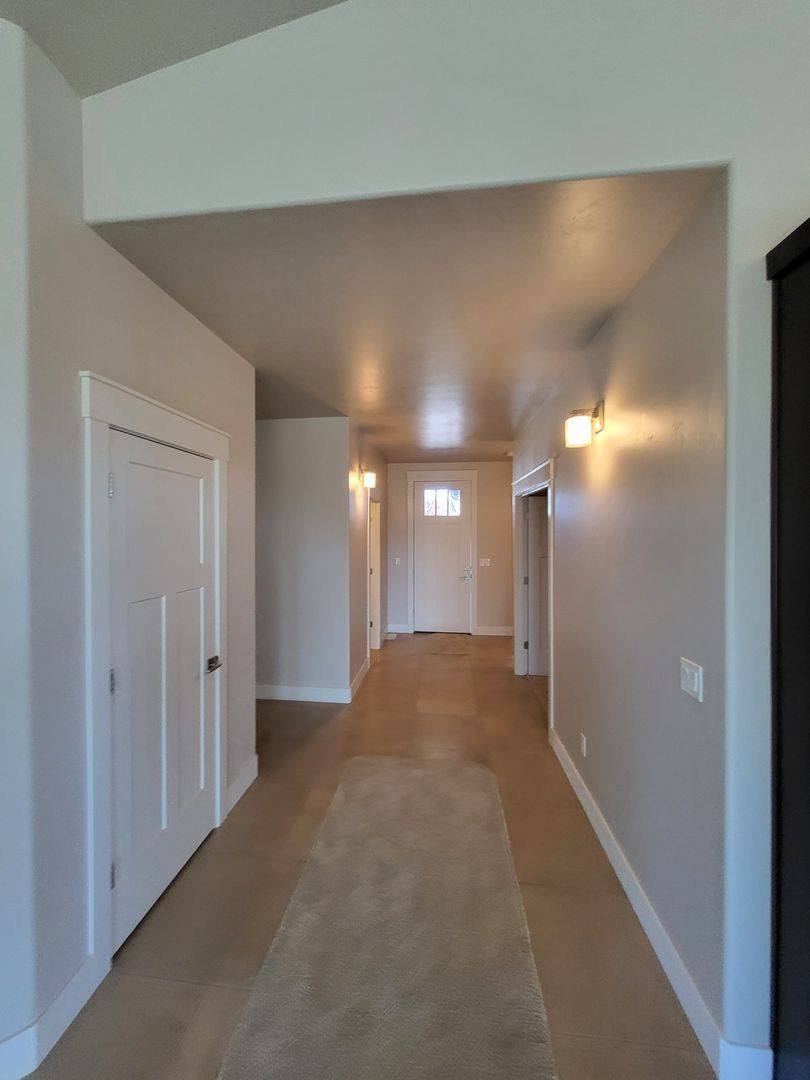 Apartment for rent at 4581 SW Zenith Point Court, Redmond, OR 97756