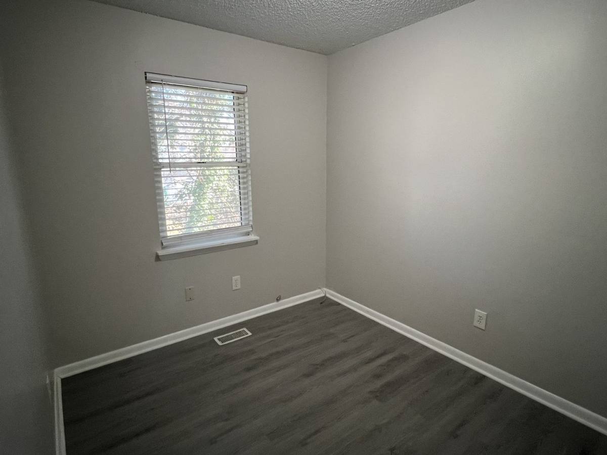 Apartment for rent at 715 Ellington, Raleigh, NC 27601