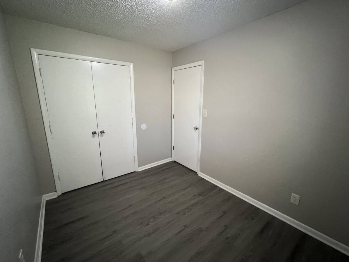 Apartment for rent at 715 Ellington, Raleigh, NC 27601