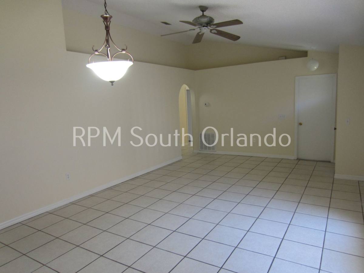 House for rent at 5611 New Cambridge Rd, Orlando, FL 32810