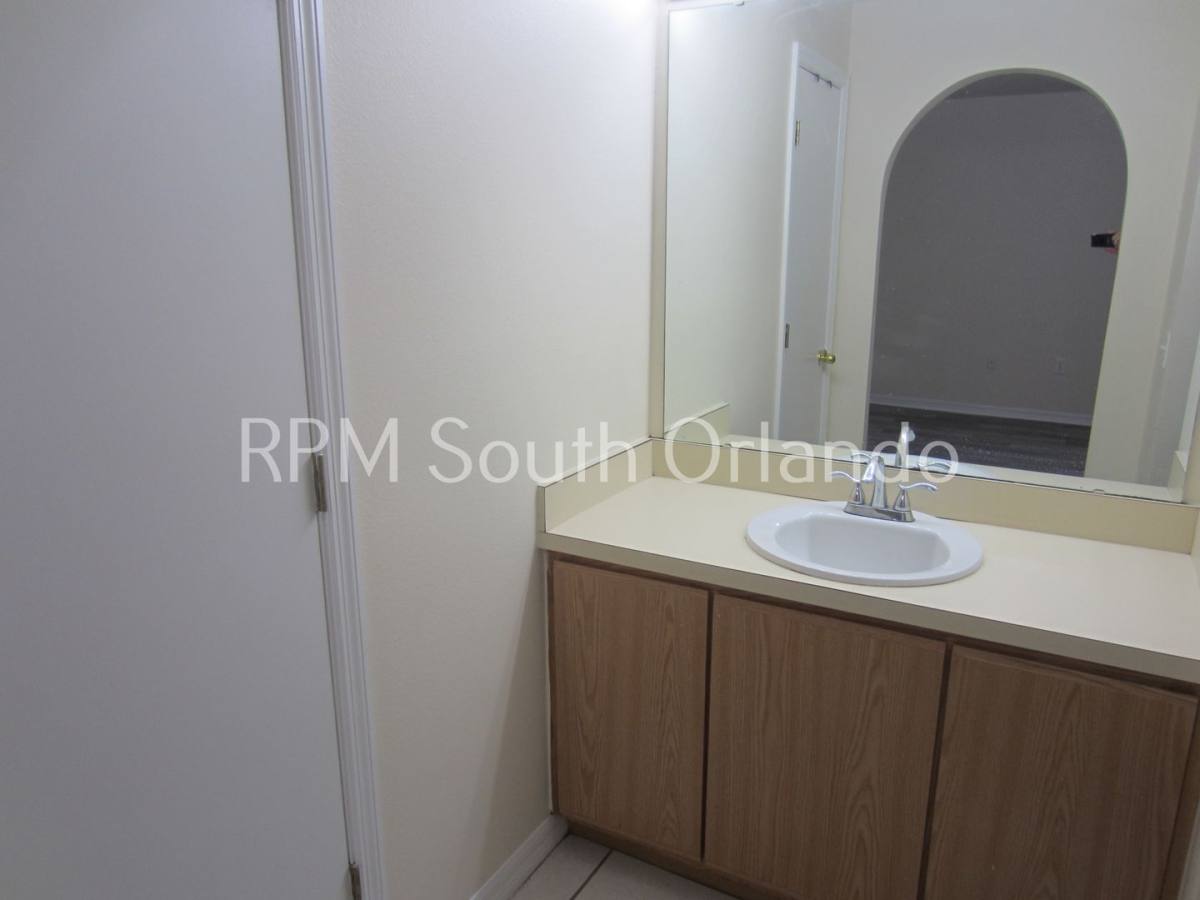 House for rent at 5611 New Cambridge Rd, Orlando, FL 32810