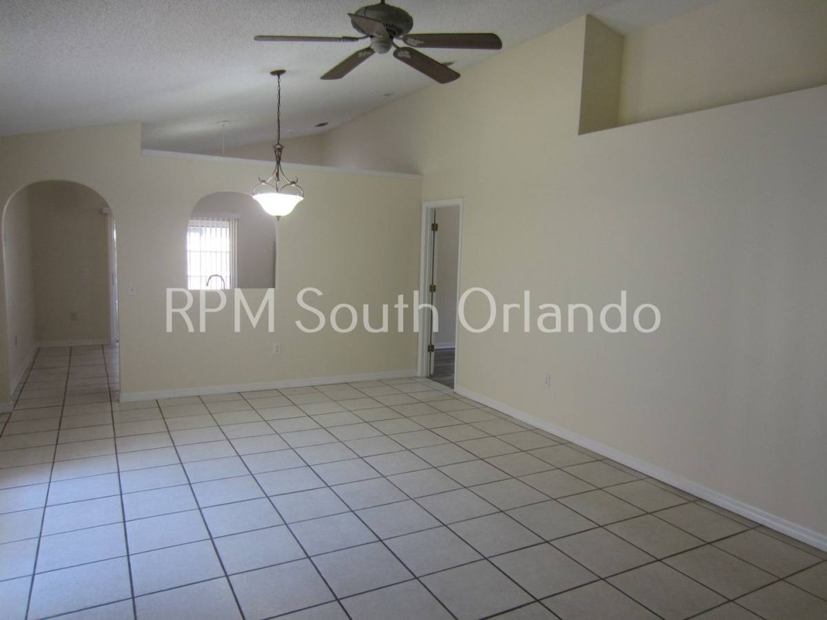 House for rent at 5611 New Cambridge Rd, Orlando, FL 32810