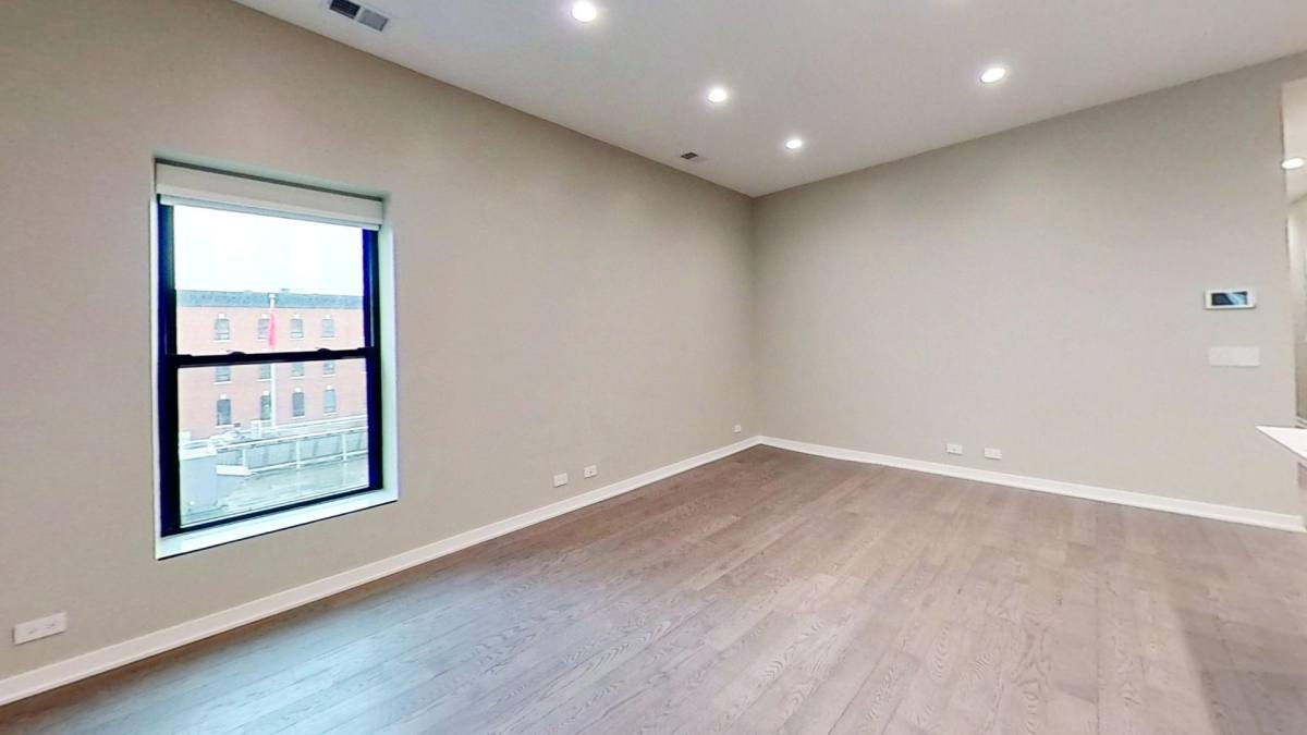 Apartment for rent at 670 N Clark St, Chicago, IL 60654