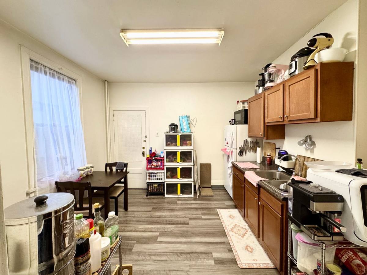 Apartment for rent at 301 S Winebiddle St, Pittsburgh, PA 15224