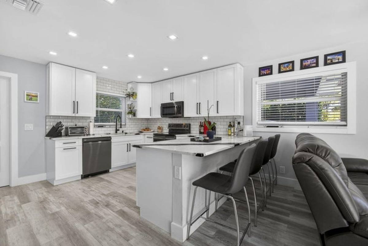House for rent at 2388 S Wallen Dr, Palm Beach Gardens, FL 33410