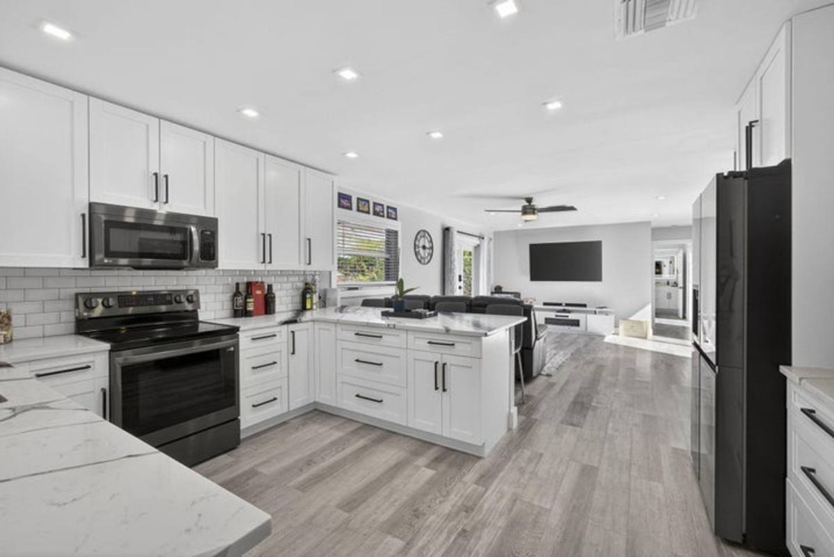 House for rent at 2388 S Wallen Dr, Palm Beach Gardens, FL 33410