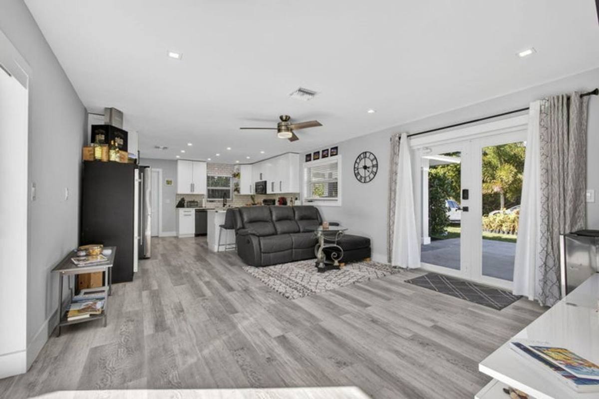 House for rent at 2388 S Wallen Dr, Palm Beach Gardens, FL 33410