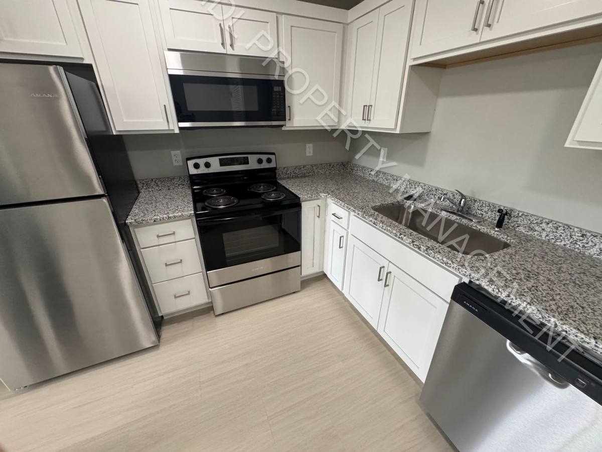 Apartment for rent at 4949 Garfield, Auburn, MI 48611