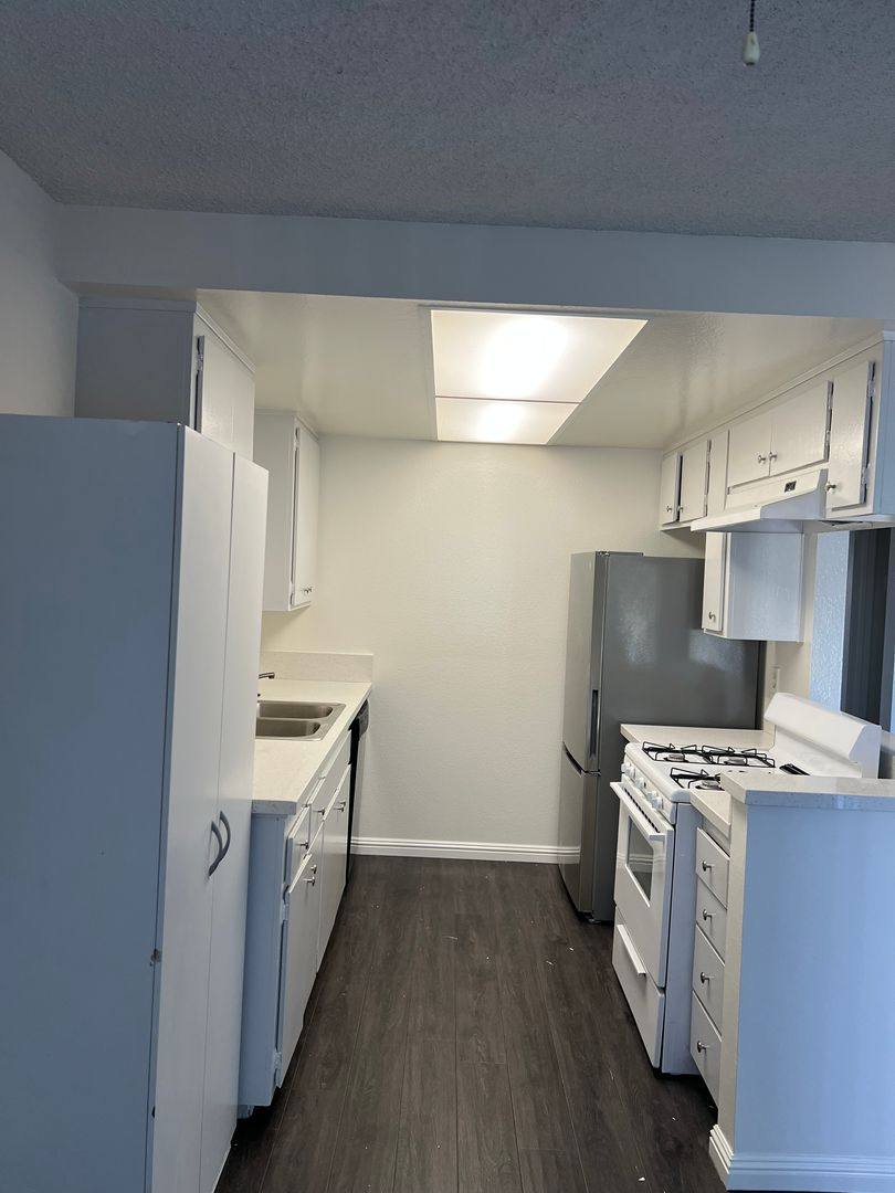 Apartment for rent at 17022 Sandra Lee Lane, Huntington Beach, CA 92649