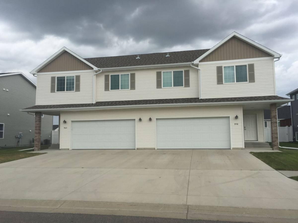 House for rent at 958 31st Ave W, West Fargo, ND 58078
