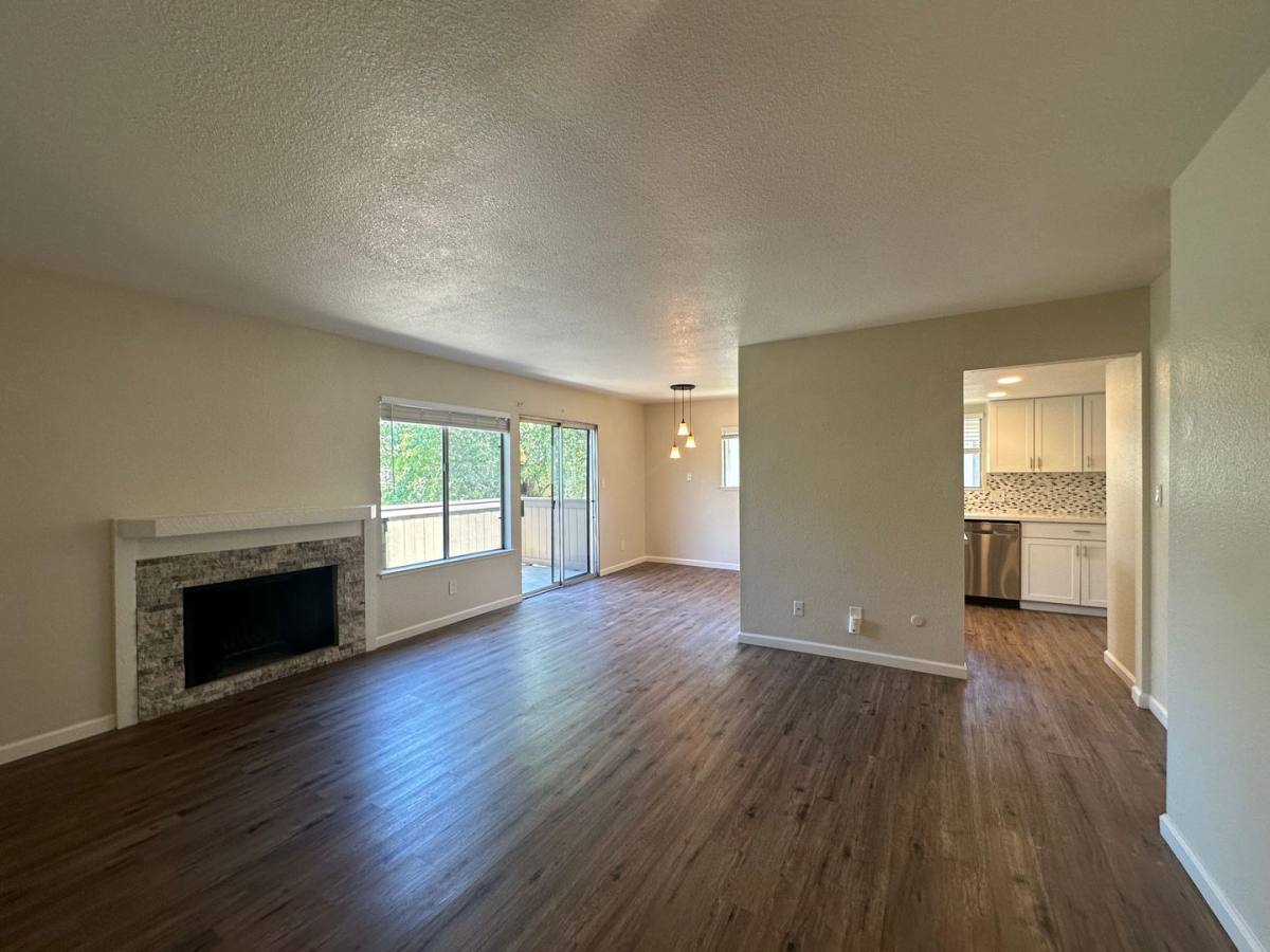 Condo for rent at 3701 Colonial Dr, Modesto, CA 95356