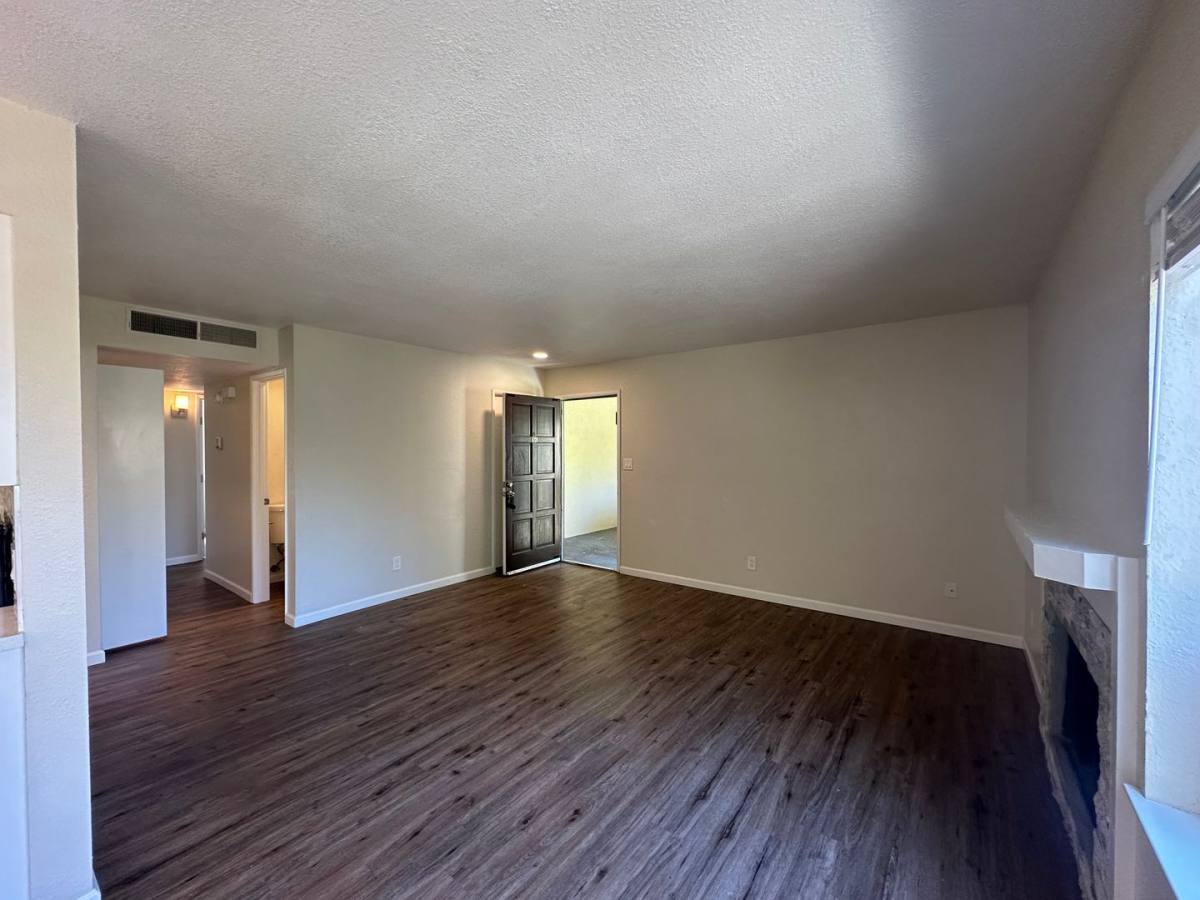 Condo for rent at 3701 Colonial Dr, Modesto, CA 95356