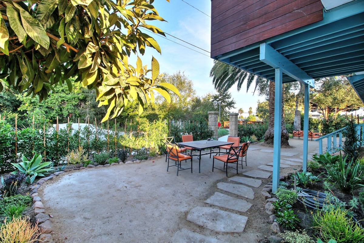 Apartment for rent at 130 S Soledad St, Santa Barbara, CA 93103