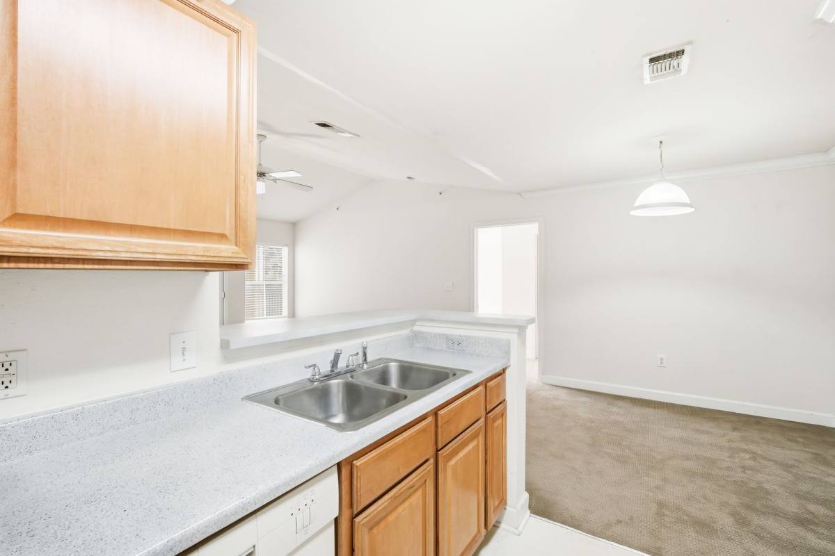 Condo for rent at 18193 Bridle Club Dr, Tampa, FL 33647