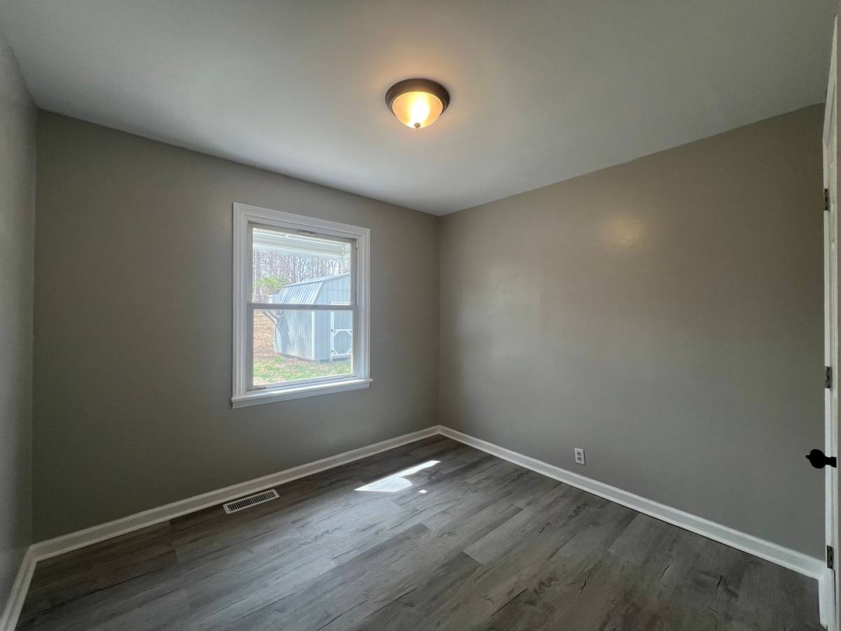 House for rent at 1005 N Barton St, Johnson City, TN 37604