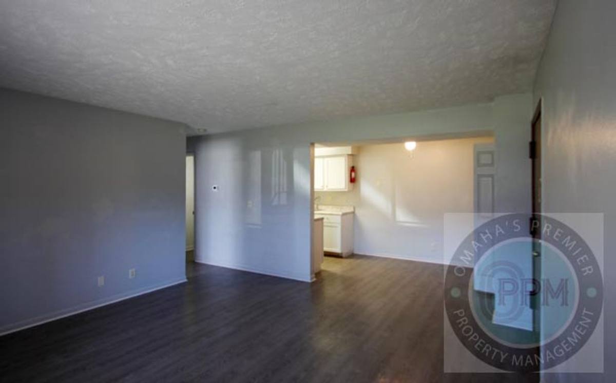 Apartment for rent at 2333 Benson Gardens Bd, Omaha, NE 68134