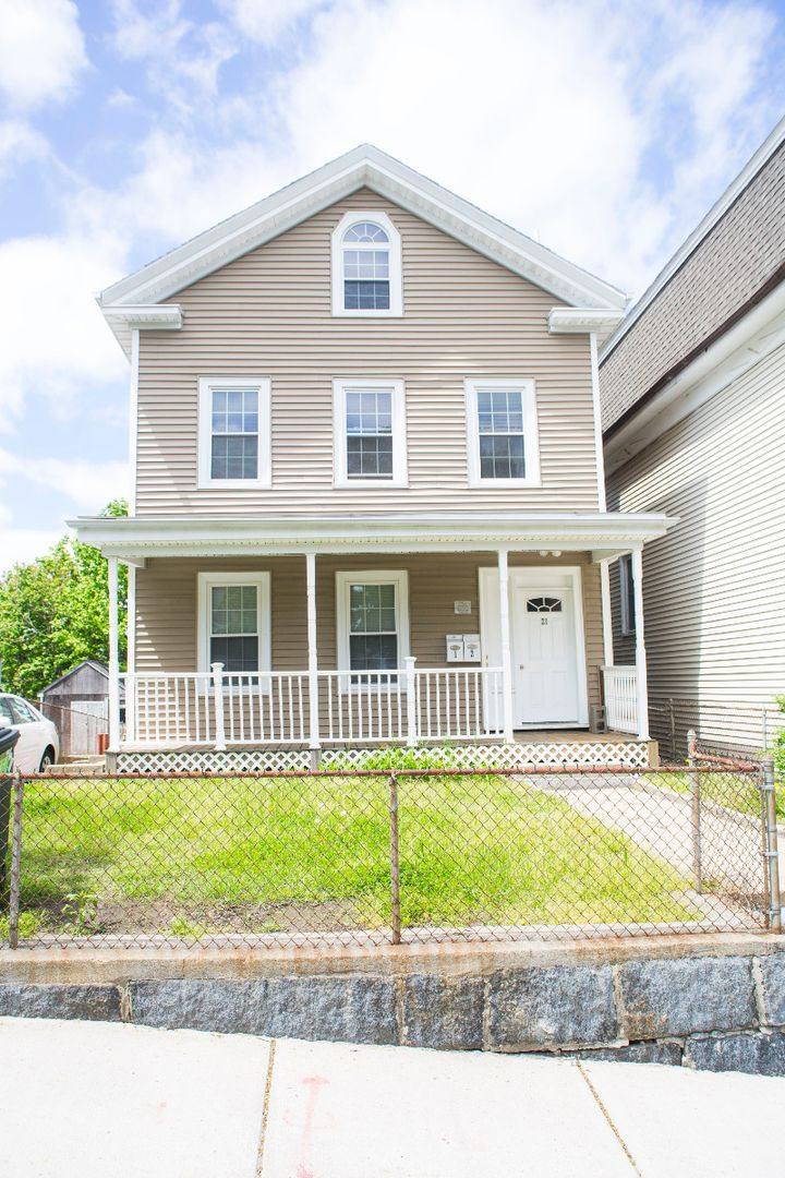 Apartment for rent at 42 Alpine St, Roxbury, MA 02119