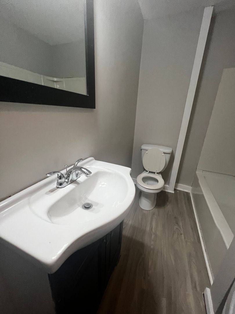 Apartment for rent at 135 Madison Ave, Albany, NY 12202