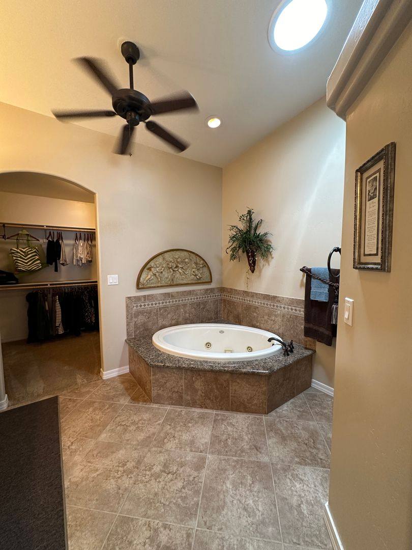 House for rent at 1840 Laramie Dr, Lake Havasu City, AZ 86404
