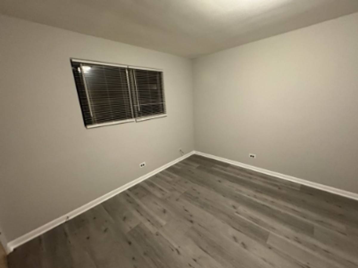 Apartment for rent at 4235 Harlem Ave, Berwyn, IL 60402