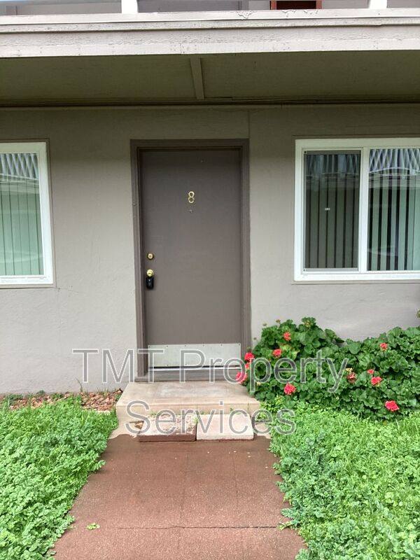 Apartment for rent at 2530 S St #8, Sacramento, CA 95816