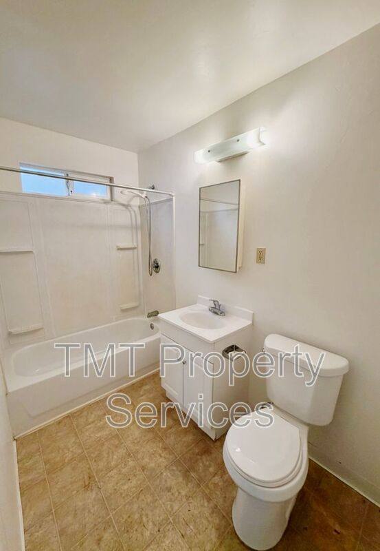 Apartment for rent at 2530 S St #8, Sacramento, CA 95816