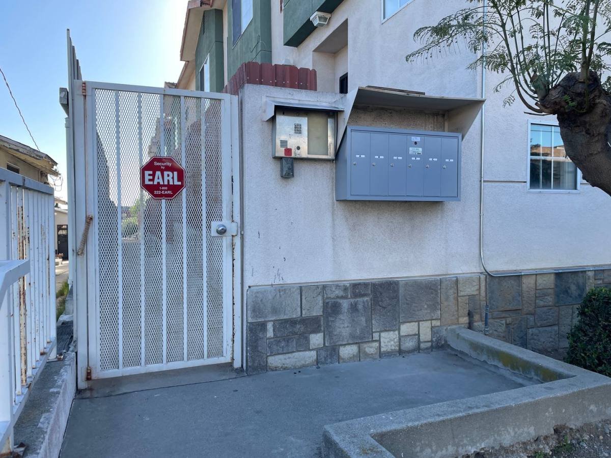 Townhouse for rent at 1506 Prospect Ave, San Gabriel, CA 91776