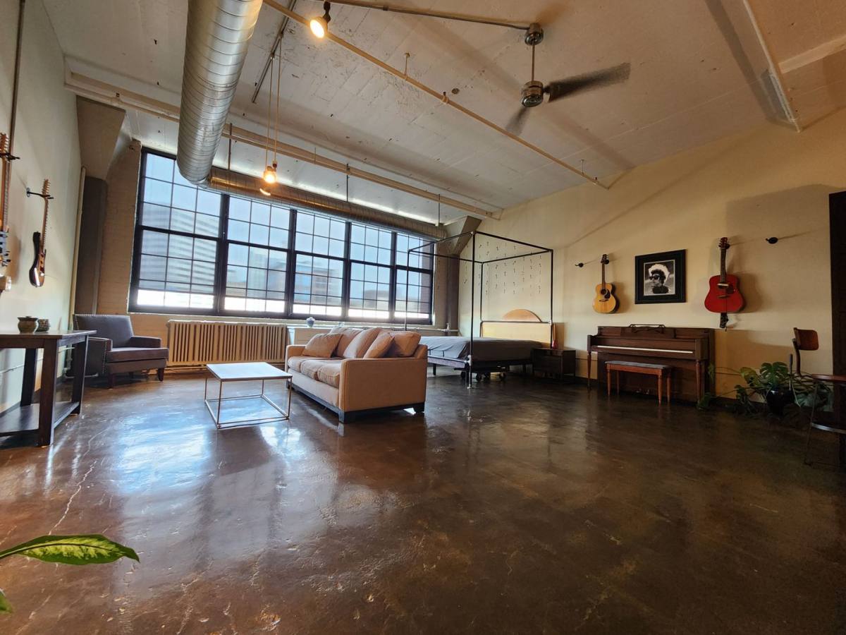 Apartment for rent at 500 Robert St N, Saint Paul, MN 55101