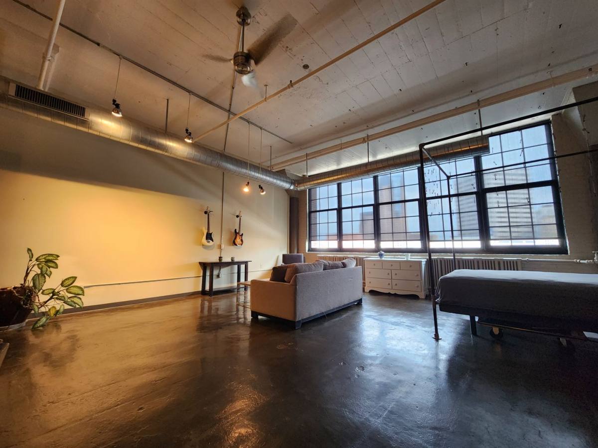 Apartment for rent at 500 Robert St N, Saint Paul, MN 55101