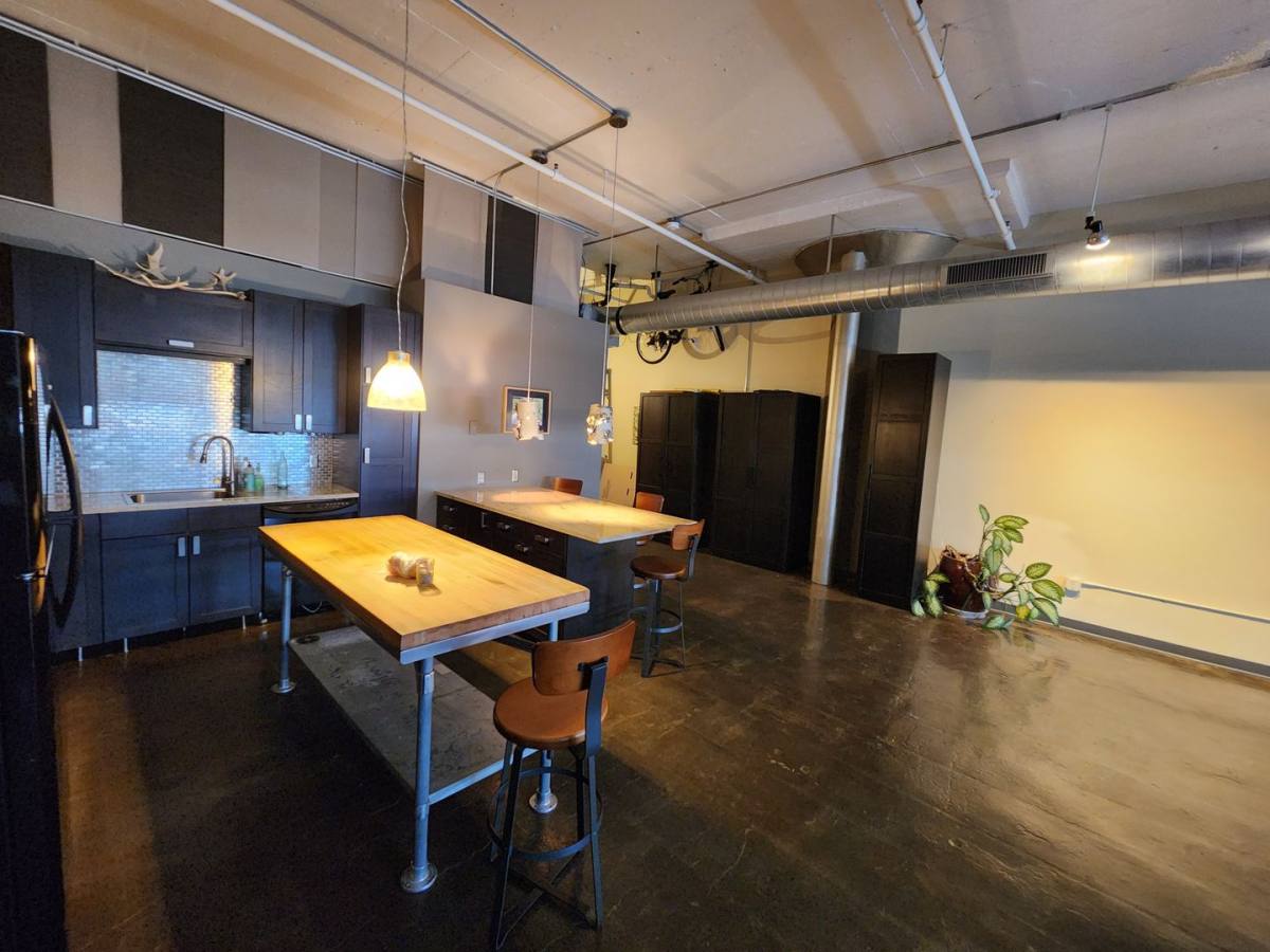 Apartment for rent at 500 Robert St N, Saint Paul, MN 55101