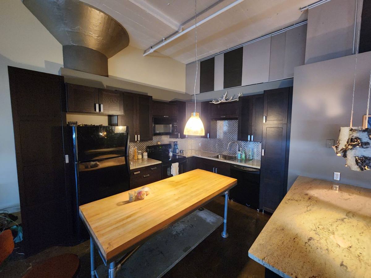 Apartment for rent at 500 Robert St N, Saint Paul, MN 55101