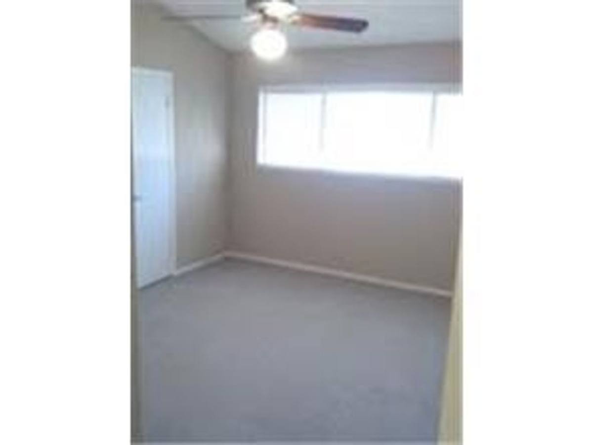 Apartment for rent at 806 W 24th St, Austin, TX 78705