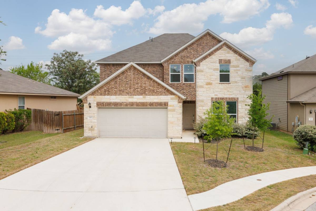 House for rent at 301 Quarry Rock Cove, Llano, TX 78643