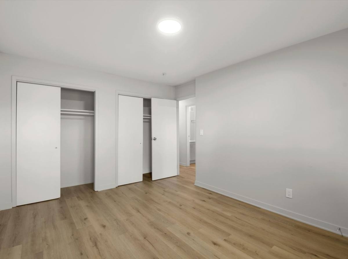 Apartment for rent at 2216 9th St, Charleston, IL 61920