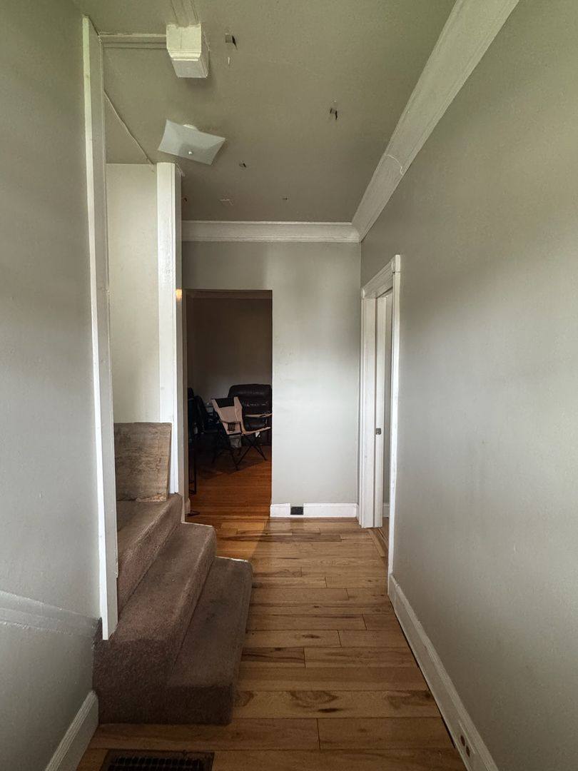 House for rent at 350 Probasco St, Cincinnati, OH 45219