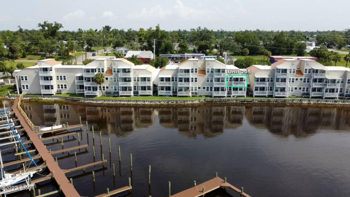 Condo for rent at 1320 E Highway 98 Bus #307, Panama City, FL 32401