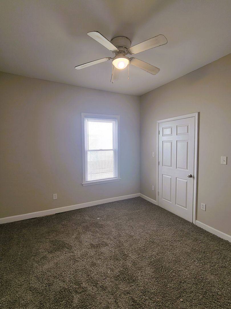 House for rent at 1709 Everett St, Richmond, VA 23224