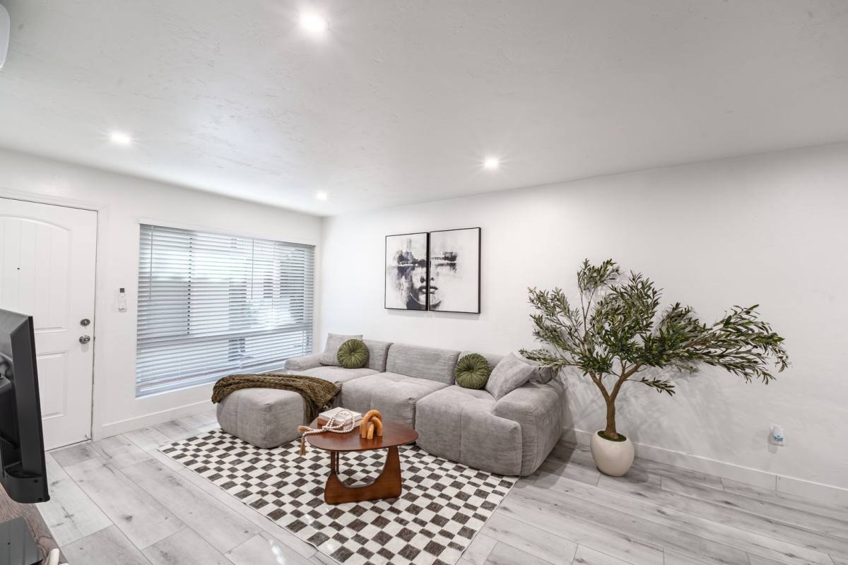Apartment for rent at 7240 El Cajon Blvd, San Diego, CA 92115